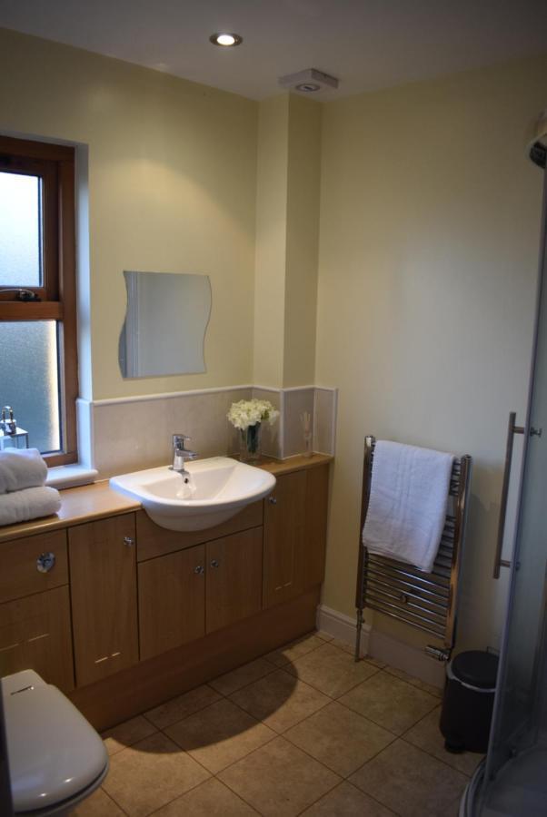 Kelpies Serviced Apartments Kavanagh- 5 Bedrooms Bathgate Buitenkant foto