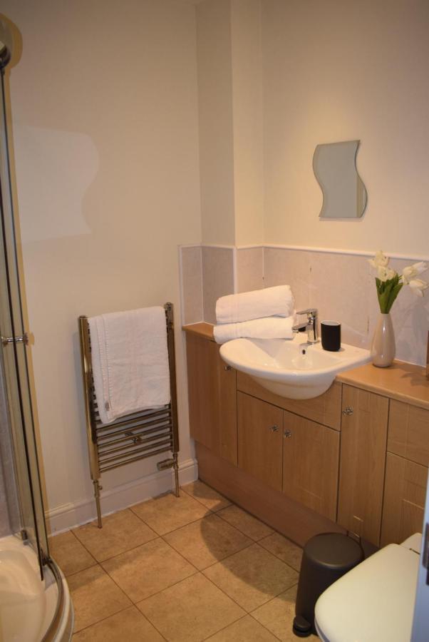 Kelpies Serviced Apartments Kavanagh- 5 Bedrooms Bathgate Buitenkant foto