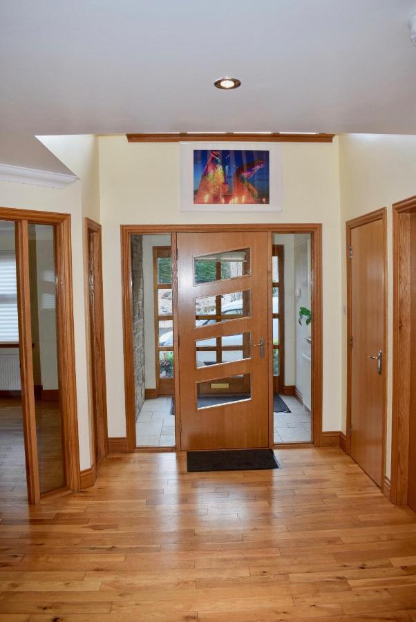 Kelpies Serviced Apartments Kavanagh- 5 Bedrooms Bathgate Buitenkant foto